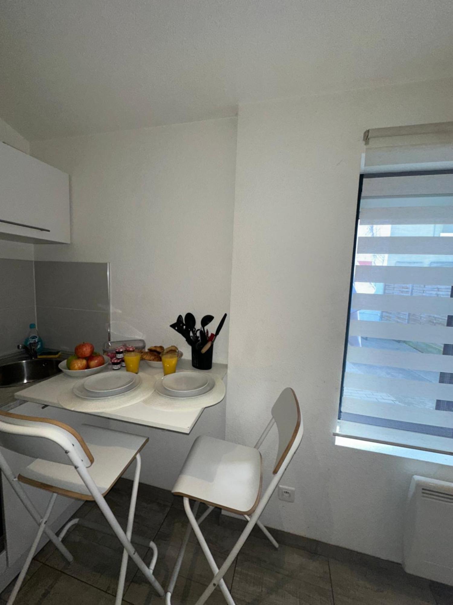 # Le 6 # Joli Petit Studio ! Centre Ville Au Calme Mülhausen Exterior foto